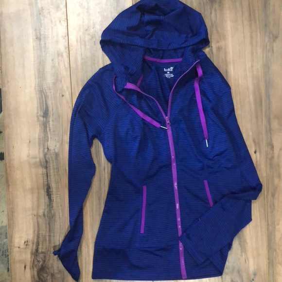 lukka Tops - NWOT Lukka sz M zip up.